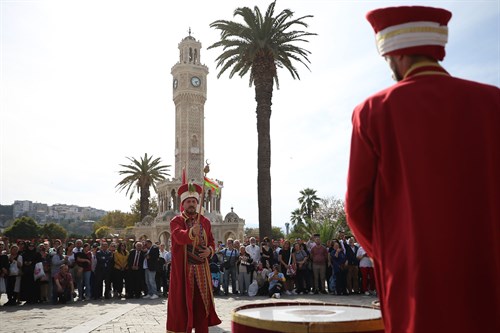 "2071 Mehteran Bölüğü"nden 100. Yıl Gösterisi